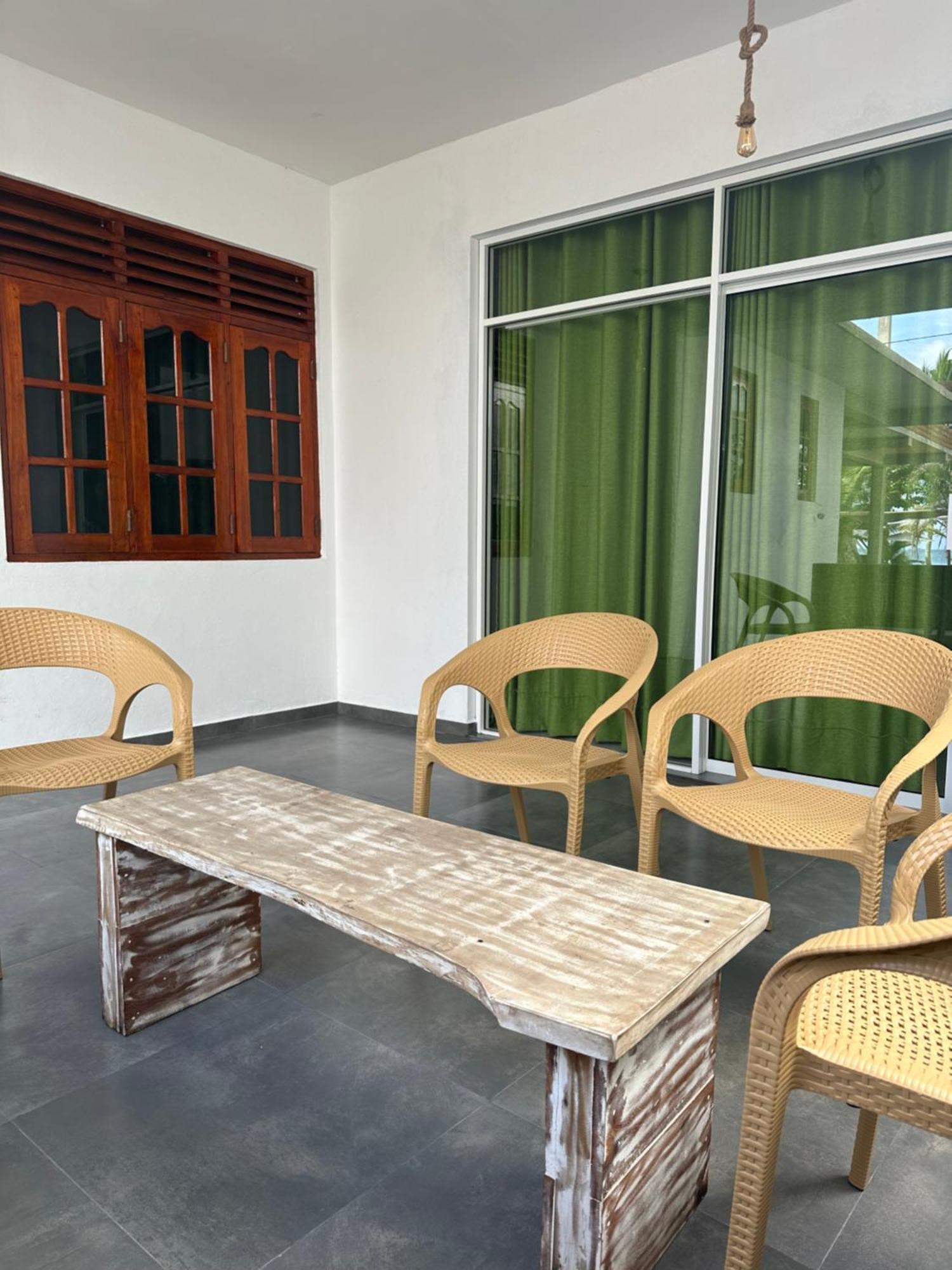 Frangipani Beach Villa Тангале Екстериор снимка